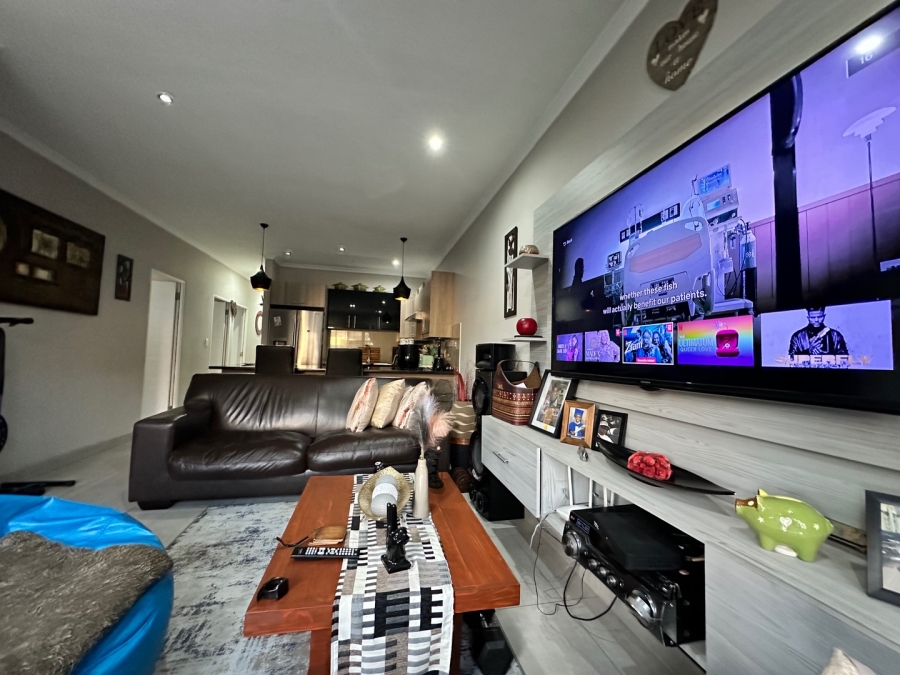 3 Bedroom Property for Sale in Table View Western Cape